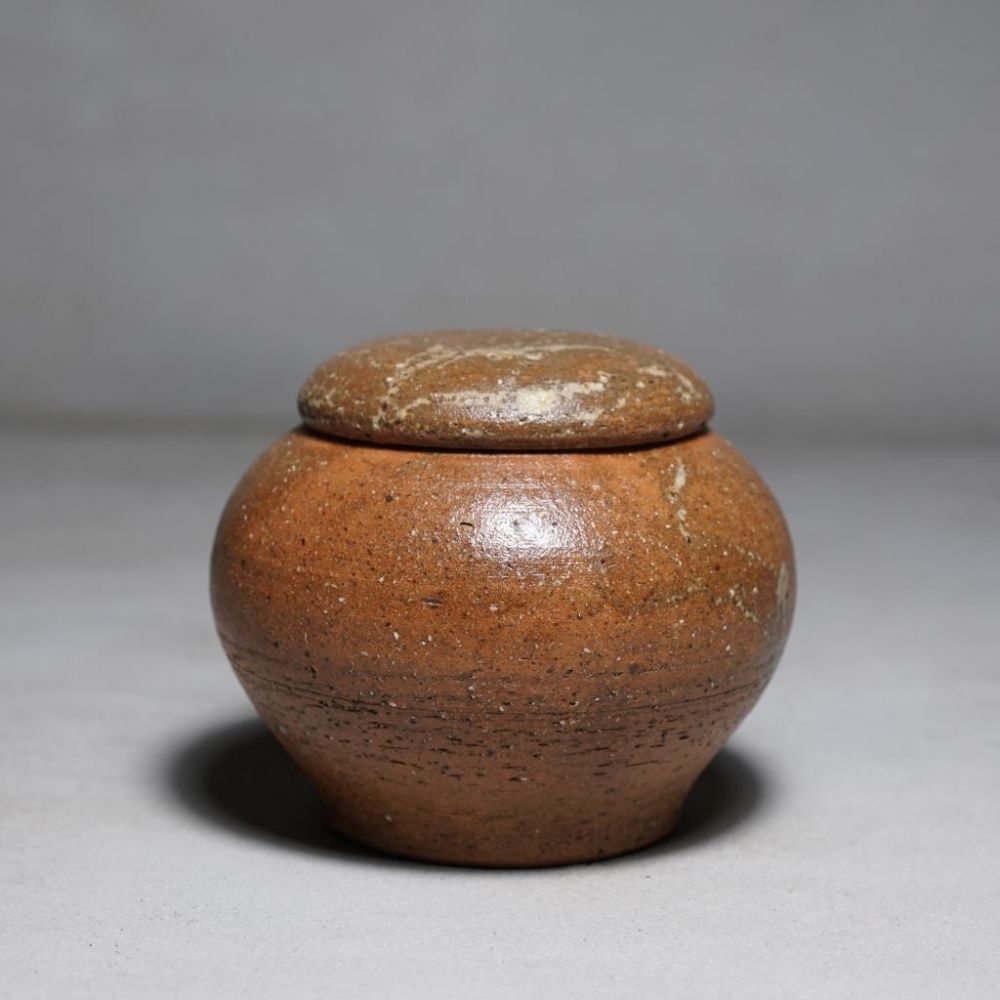 巫彥霖｜灰釉原礦茶倉01