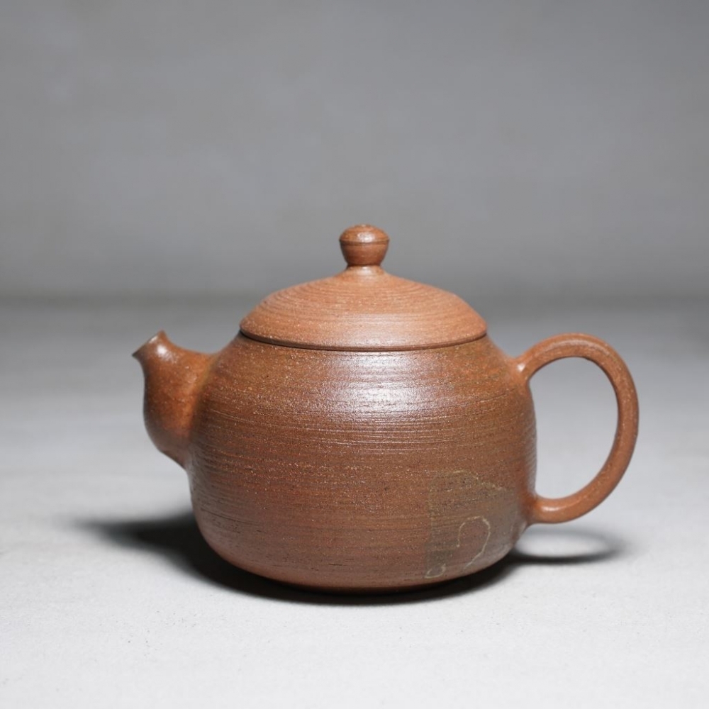 巫彥霖｜灰釉原礦茶壺03