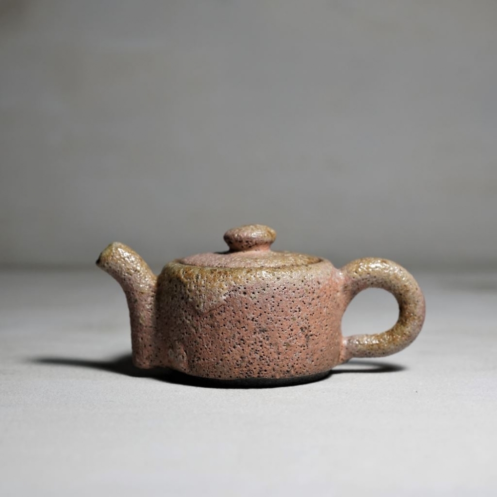 葉文｜春子志野茶壺